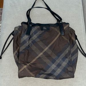 Burberry tote bag